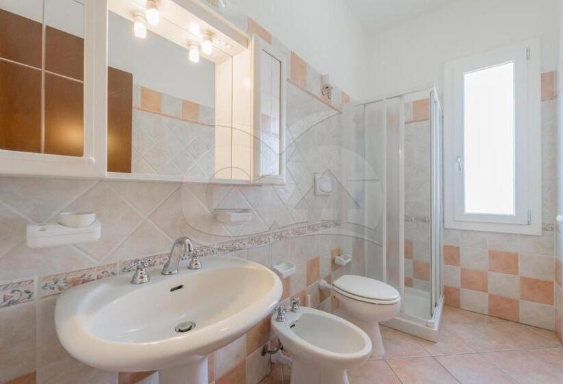 Студио Стандарт с Террасой, Residence Gli Olmi   Goelba