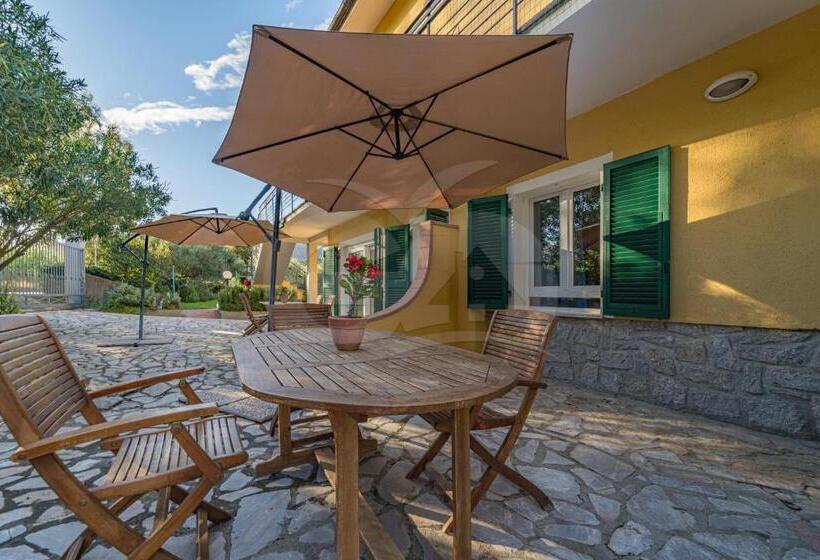 带1个卧室的公寓, Residence Gli Olmi Goelba