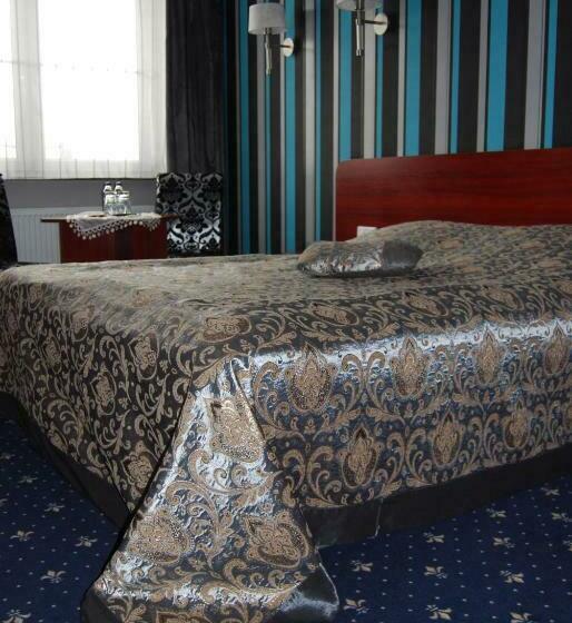 غرفة قياسية فردية, Amigo