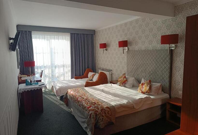 غرفة عائلية, Amigo