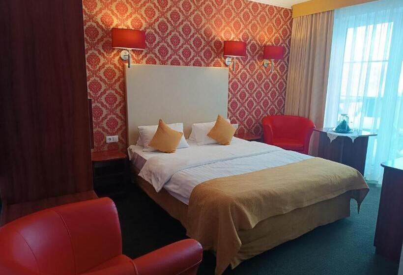 غرفة قياسية, Amigo