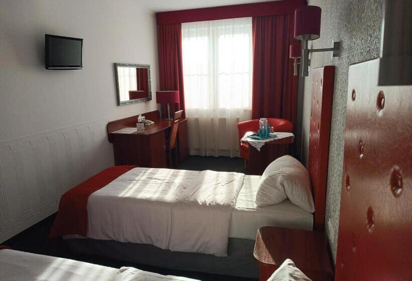 غرفة قياسية, Amigo