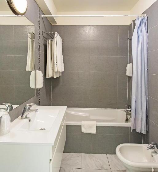 شقة 3 غرف, Wot Algarve