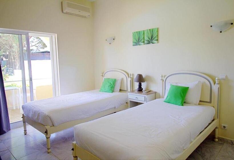 شقة غرفتين, Wot Algarve