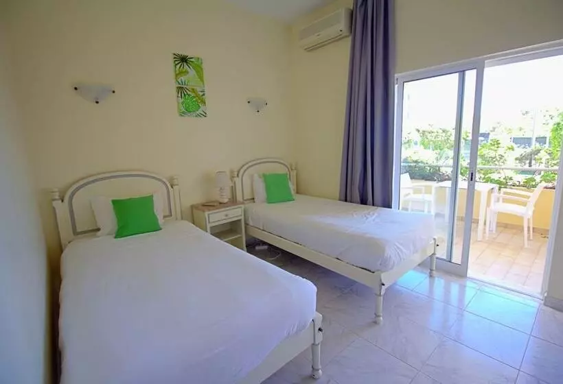 آپارتمان 2 خوابه, Wot Algarve