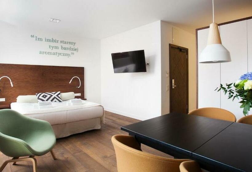 استودیوی استاندارد, Apartamenty Sowa Toruń