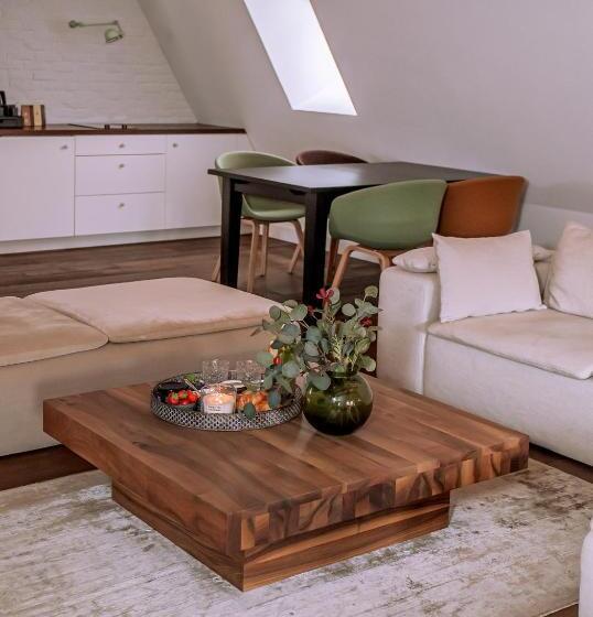 استودیو خانوادگی, Apartamenty Sowa Toruń