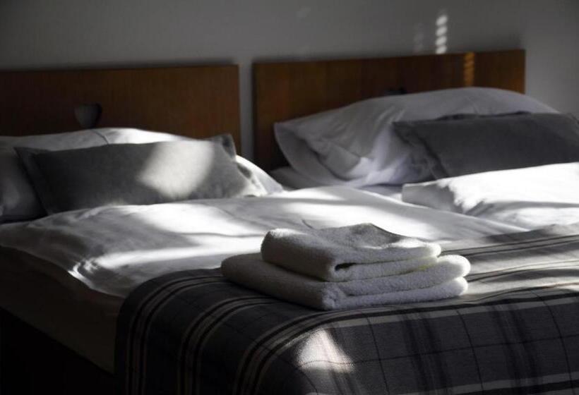 اتاق استاندارد, Celjska Koca