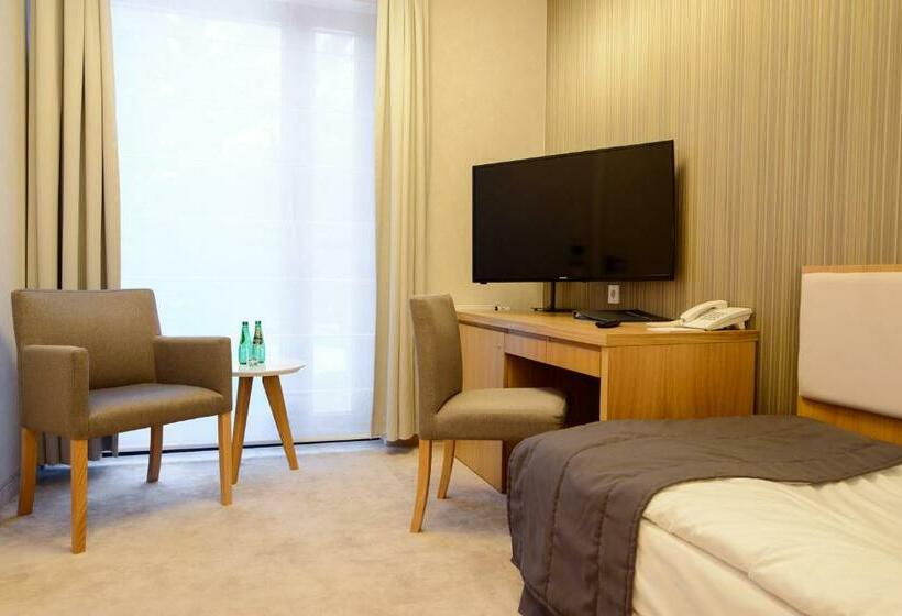 スタンダードシングルルーム, Eva Park Life & Spa