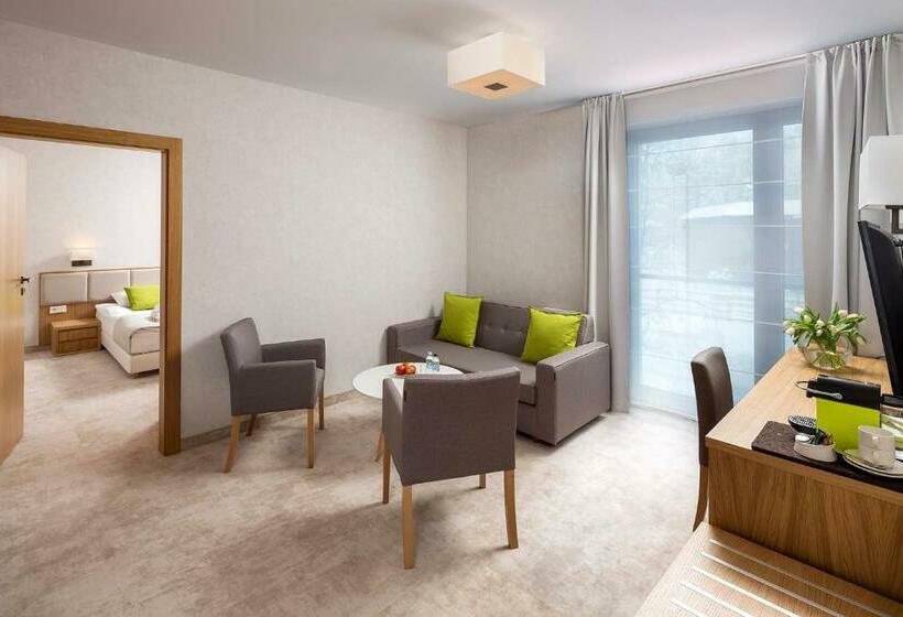 Апартаменты 1 Спальня, Eva Park Life & Spa