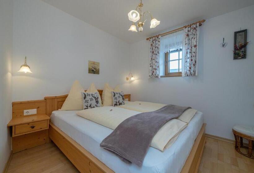 شقة غرفتين, Historischer Bauernhof Schabus