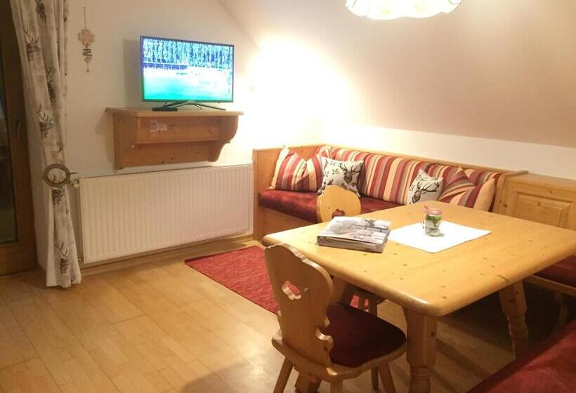 شقة غرفتين, Historischer Bauernhof Schabus