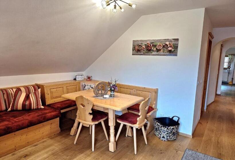 شقة غرفتين, Historischer Bauernhof Schabus