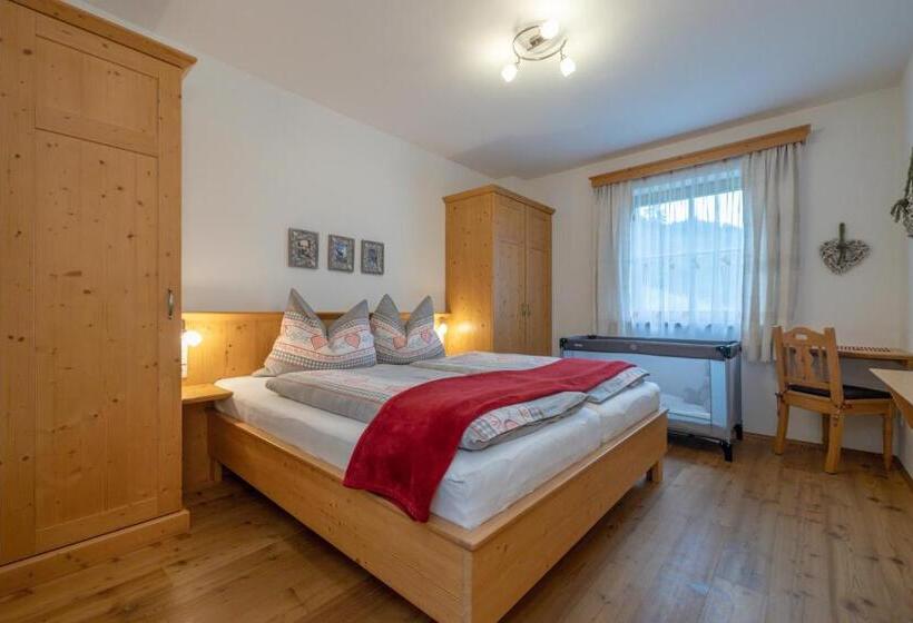 דירת 2 חדרים עם טרסה, Historischer Bauernhof Schabus