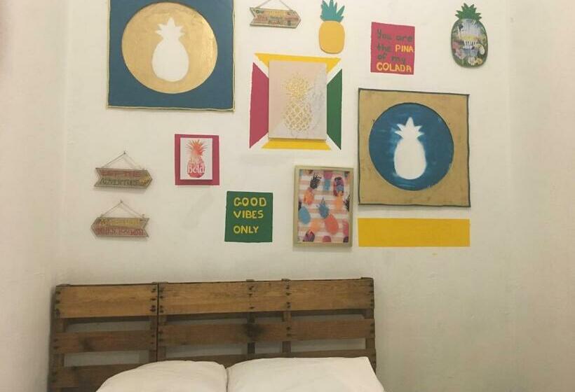 اتاق استاندارد, Hostel H1 Miramar