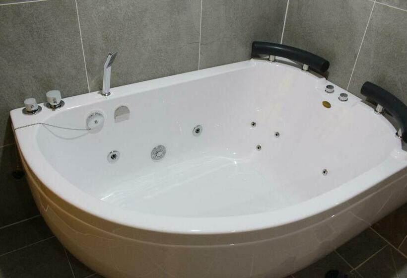 סוויטה, Jeonju Lime