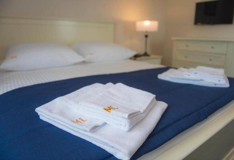 Comfort room with balcony, Mona Lisa Wellness & Spa