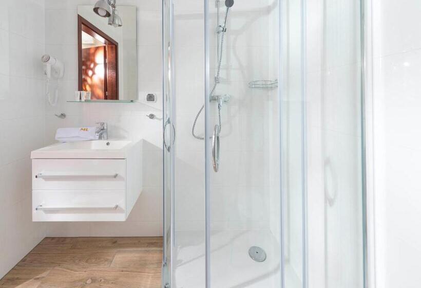 Comfort room with balcony, Mona Lisa Wellness & Spa