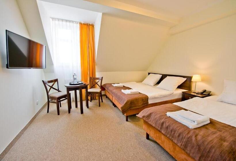 スタンダードトリプルルーム, Mona Lisa Wellness & Spa