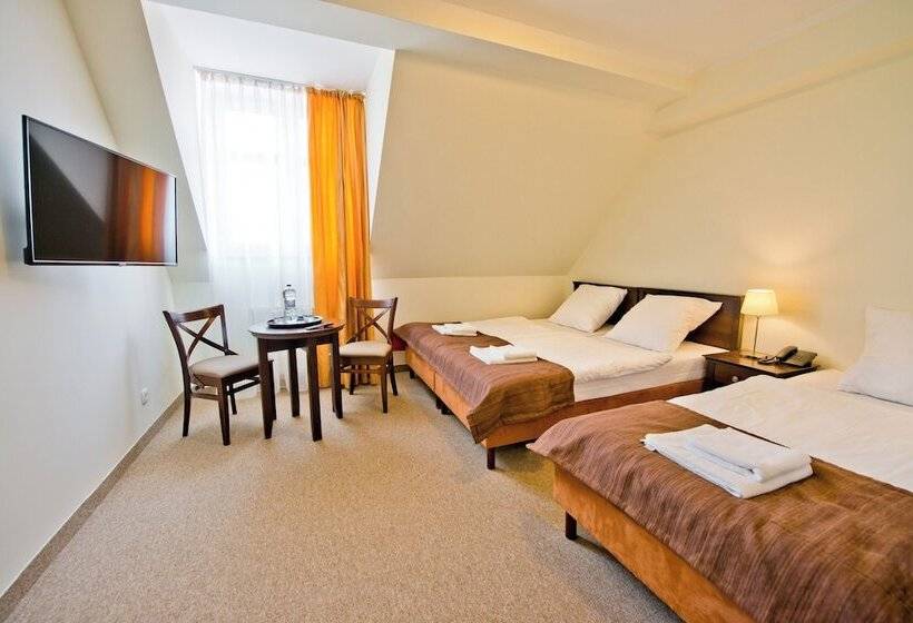 スタンダードトリプルルーム, Mona Lisa Wellness & Spa