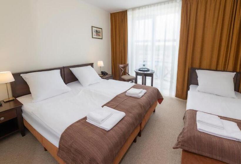 Comfort room with balcony, Mona Lisa Wellness & Spa