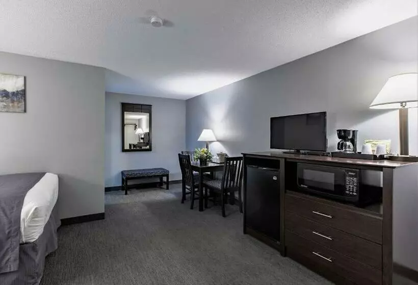 キングサイズベッドのスタンダードルーム, Mt Madison Inn & Suites