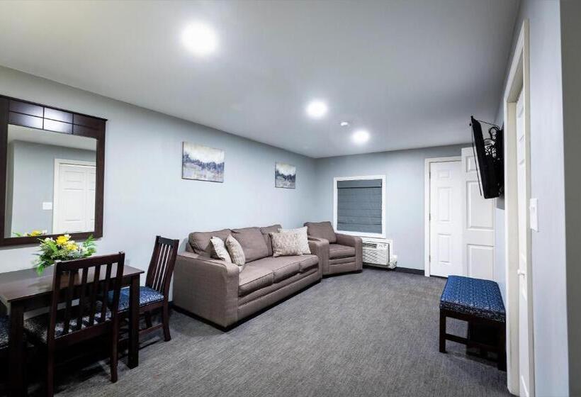 Suite Familiar, Mt Madison Inn & Suites