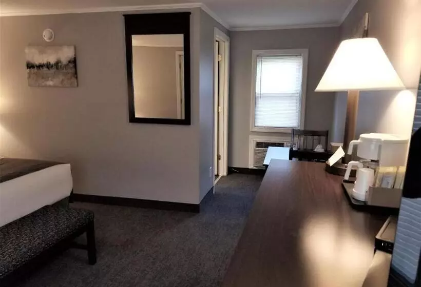 キングサイズベッドのエクゼクティブルーム, Mt Madison Inn & Suites