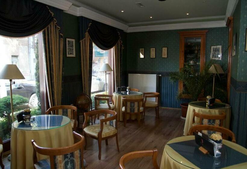 اتاق استاندارد, Platán