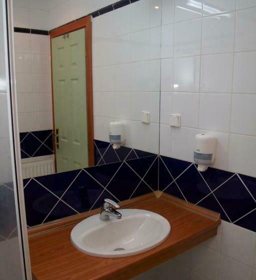 اتاق استاندارد یک نفره, Platán