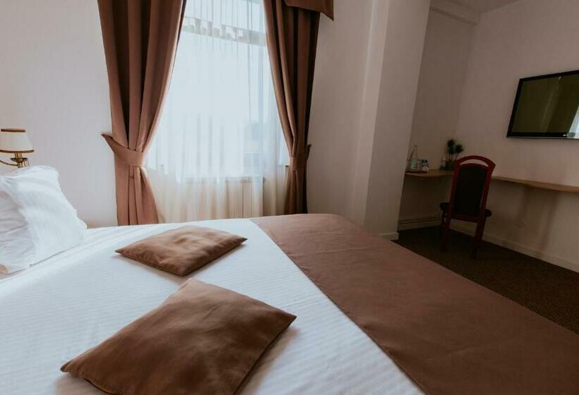 标准间, Restaurant Park