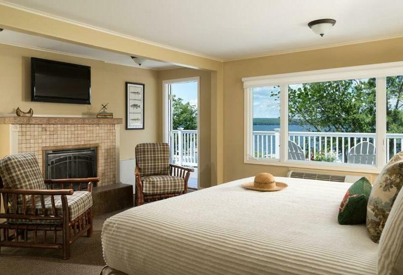 جناح, Silver Birches Resort