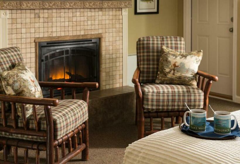 جناح, Silver Birches Resort