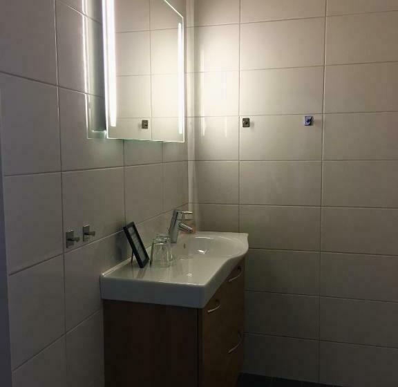 标准间, Spis Hotell Amber