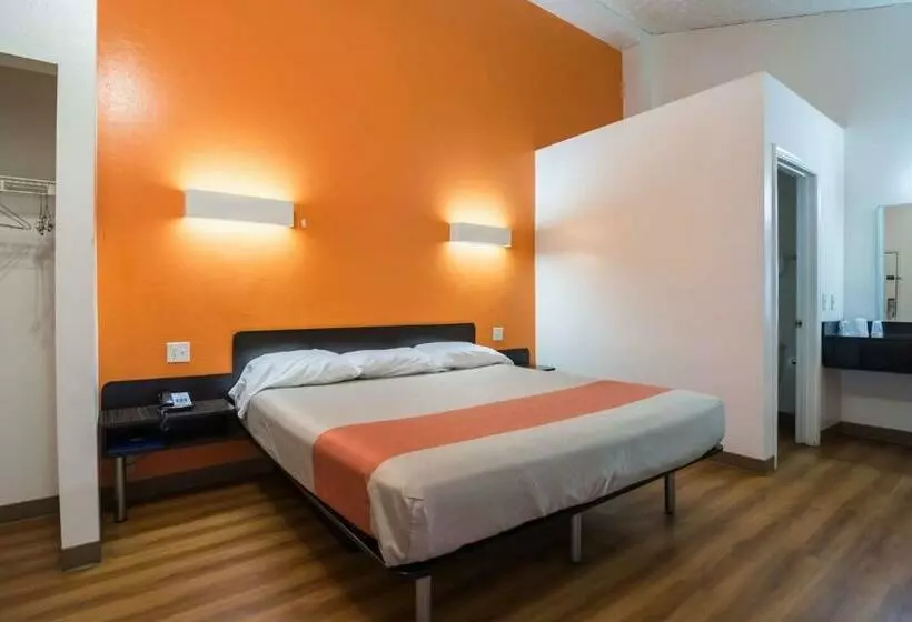 キングサイズベッドのスタンダードルーム, Motel 6 Globe, Az