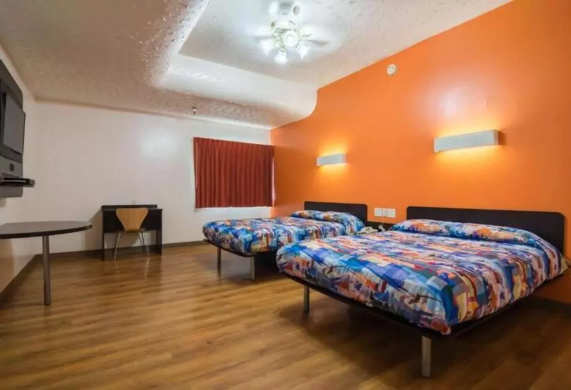 身障者適用スタンダードルーム, Motel 6 Globe, Az