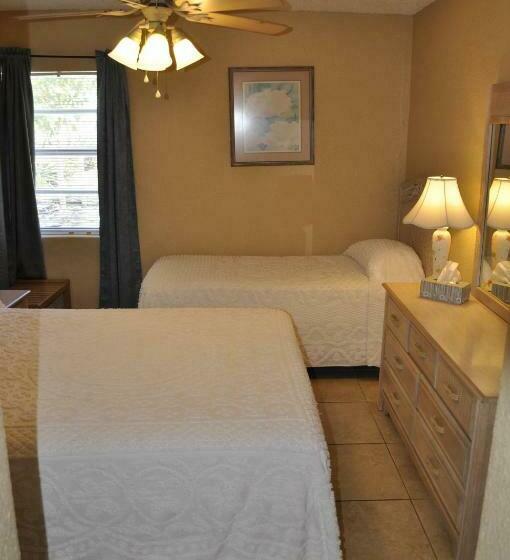 شقة غرفة واحدة, Oceanfront Sea Scape Motel