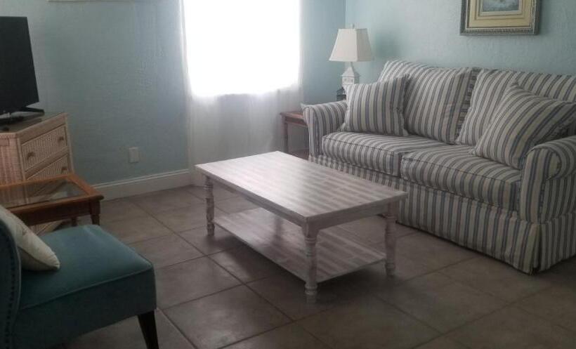 شقة غرفة نوم واحدة بالطابق الأرضى, Oceanfront Sea Scape Motel