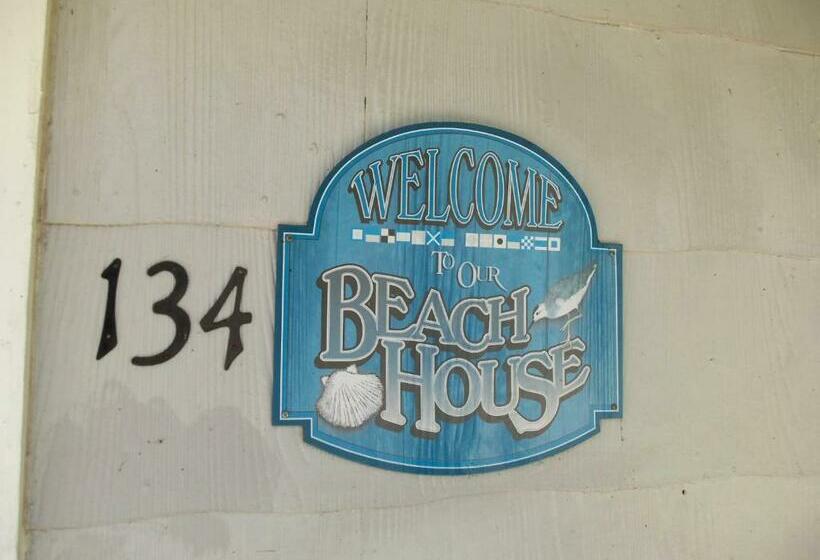 4间卧室的房子, Plantation Motel