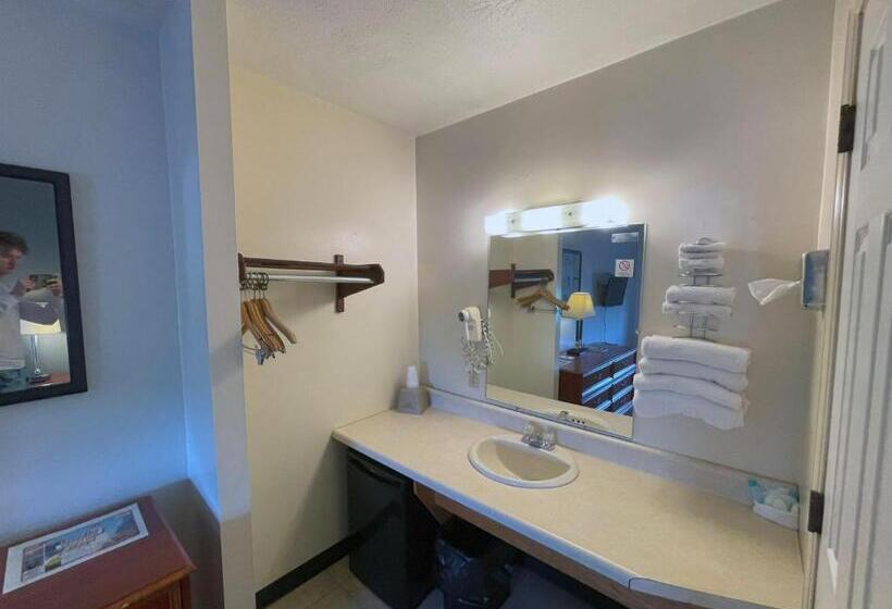 带大床的标准间, Plantation Motel