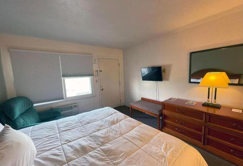 带大床的标准间, Plantation Motel