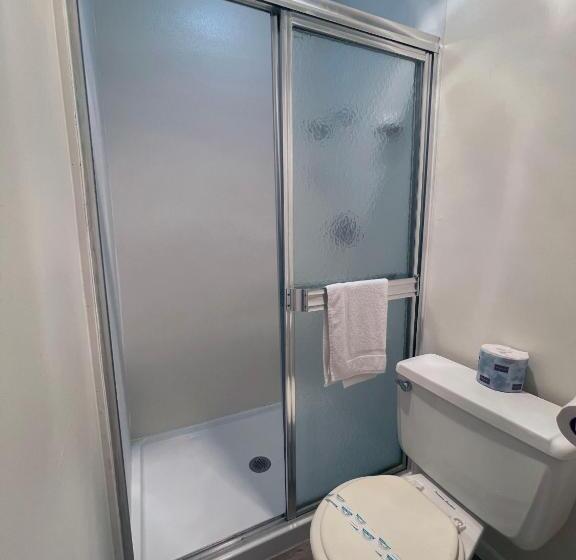 带2个卧室的套房, Plantation Motel