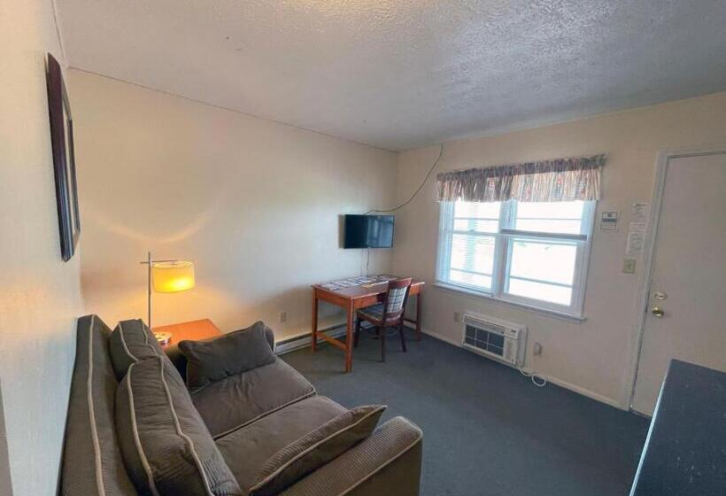 带2个卧室的套房, Plantation Motel