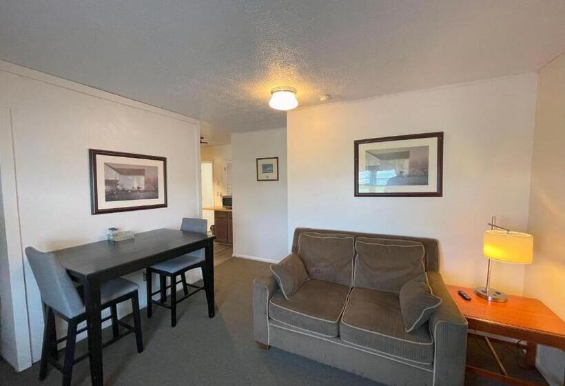 带2个卧室的套房, Plantation Motel