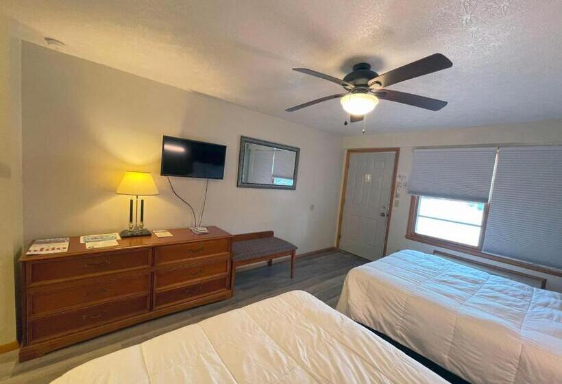 豪华房间, Plantation Motel