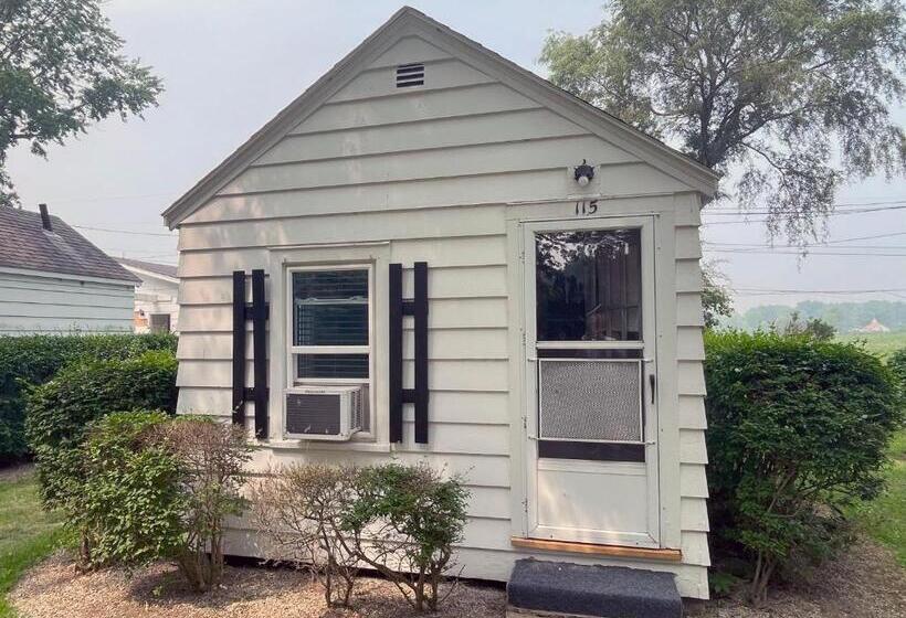 1间卧室的房子, Plantation Motel