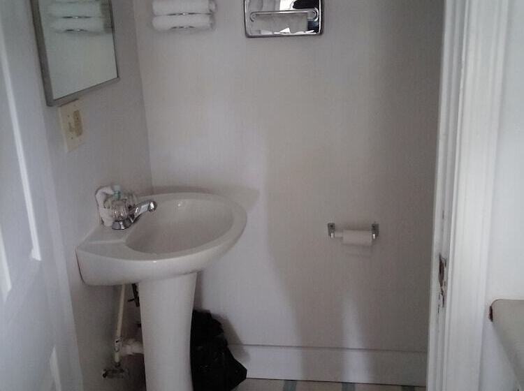 1间卧室的房子, Plantation Motel