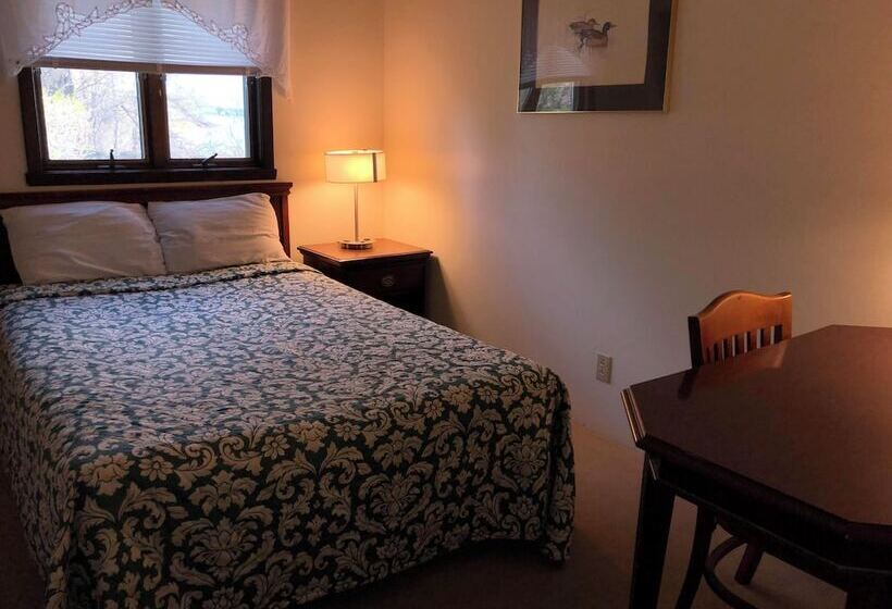 1间卧室的房子, Plantation Motel