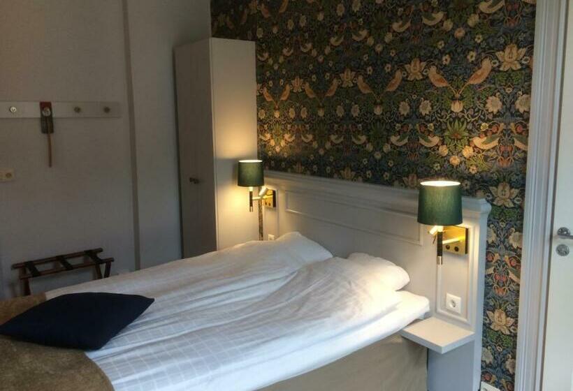 غرفة قياسية فردية, Spis Hotell Amber