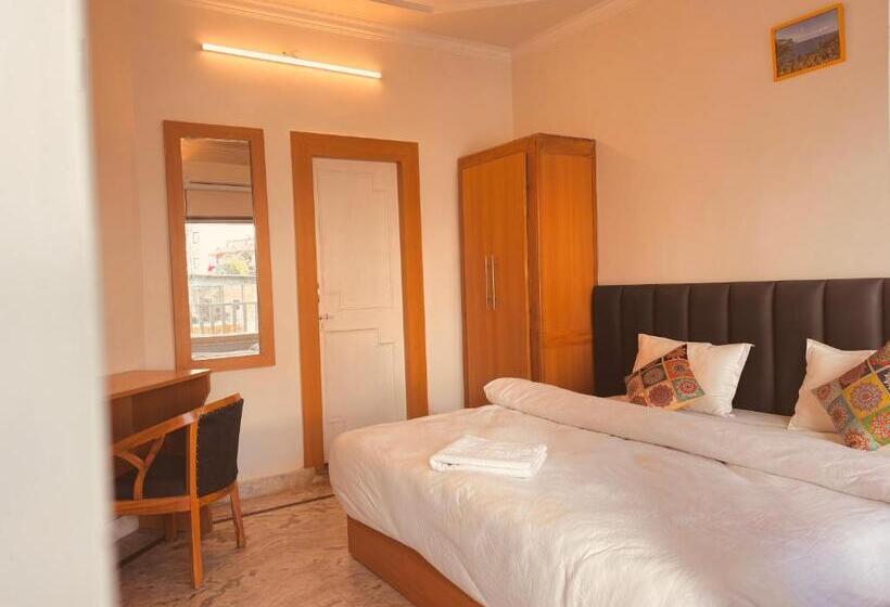 غرفة ديلوكس, Sailani Lostels